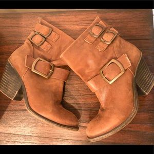 Leather buckle booties